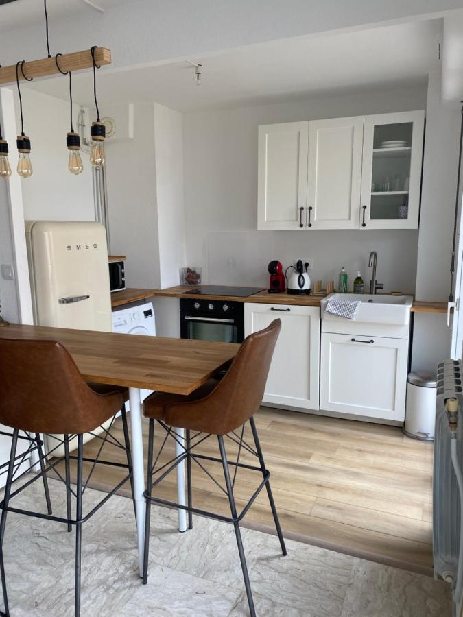 Terrasse Plein Sud - Chaleureux En Centre Ville Hyères Dış mekan fotoğraf